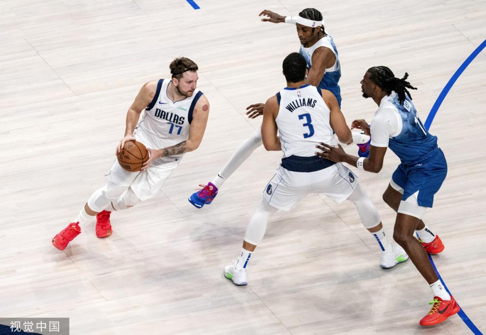 在比赛场上 在比赛场上