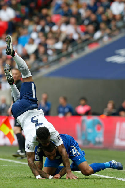 而是在面对 而是在面对